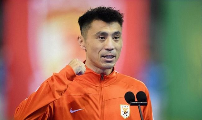 脱衣服亲嘴视频